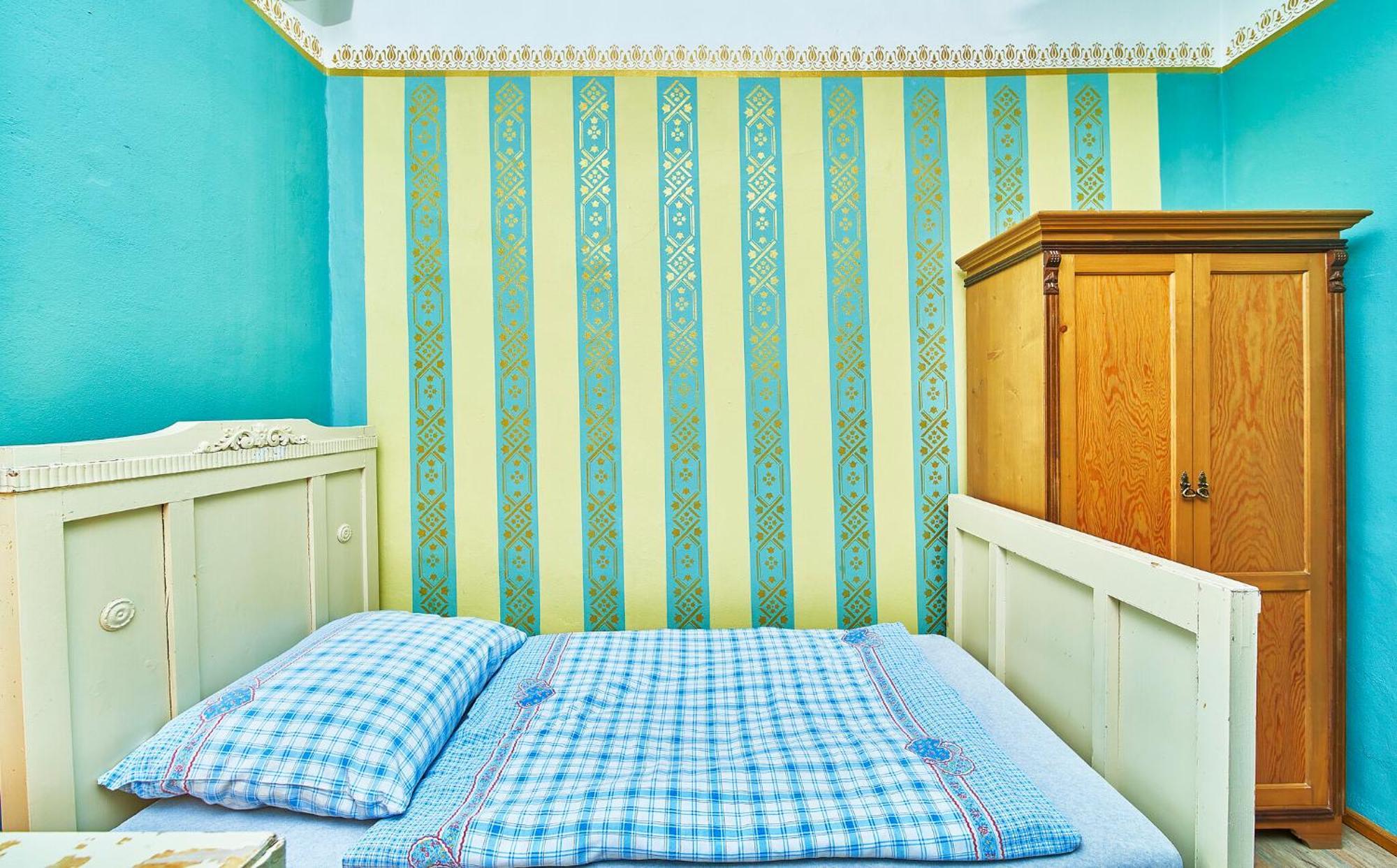 Penzion Zámek Lešany Netvorice Ruang foto